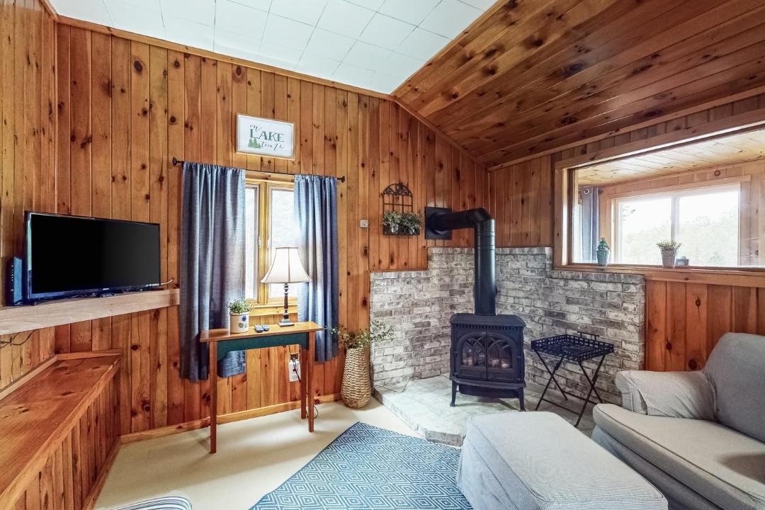 Photo of Livingroom in Newfield