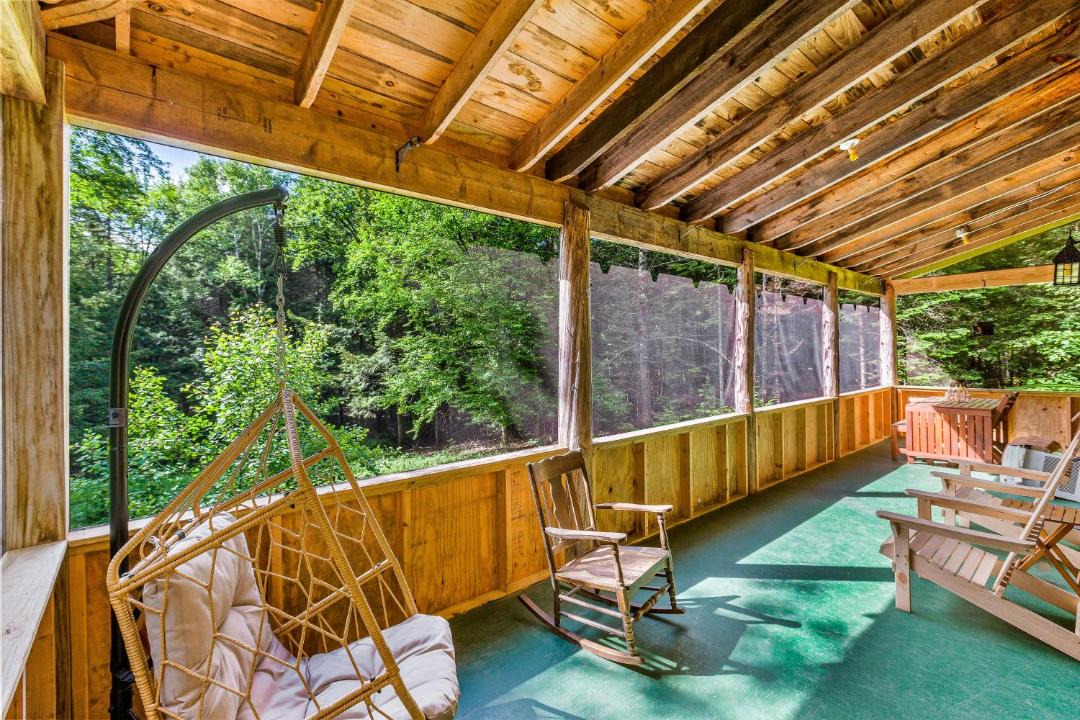 Photo of Patio Balcony in Schroon Lake