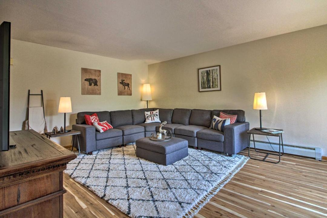 Photo of Livingroom in West Dover