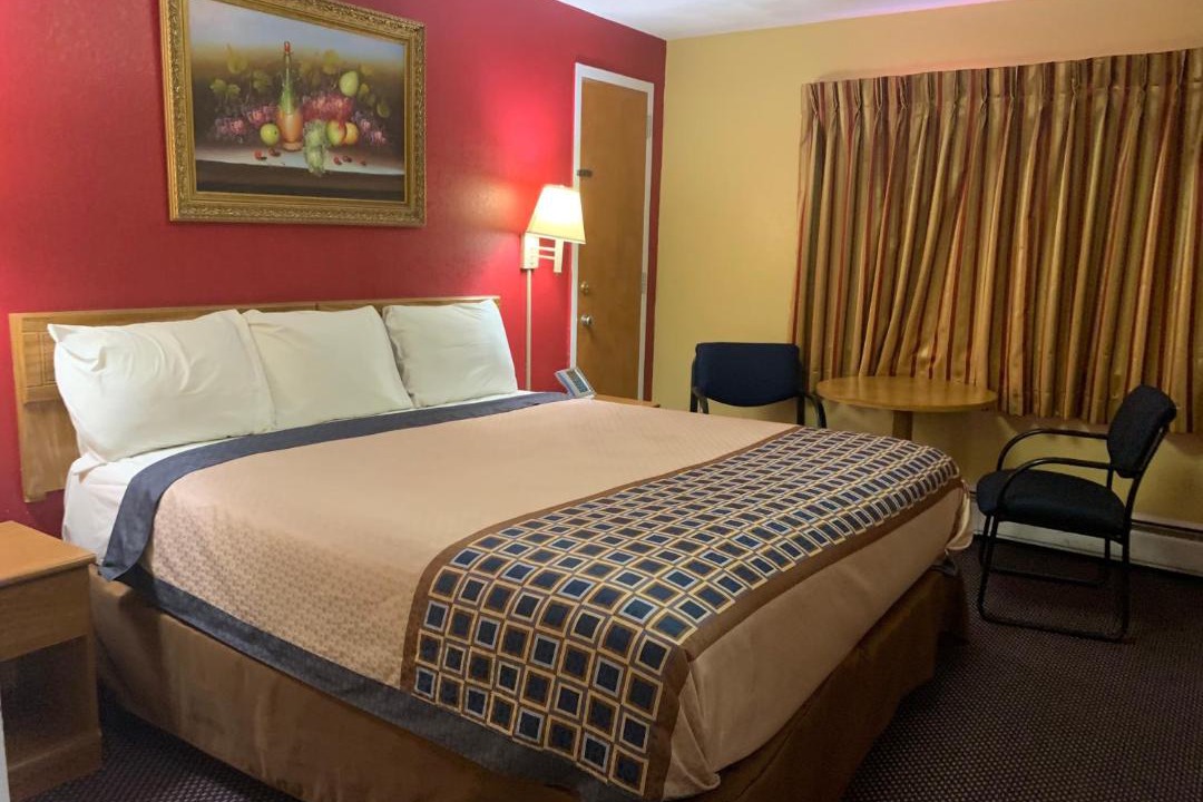 Photo of Bedroom in Utica