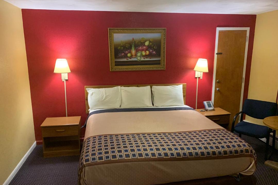 Photo of Bedroom in Utica