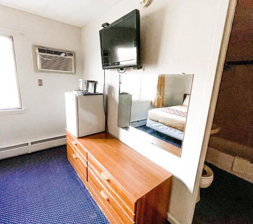 Photo of Bedroom in Utica