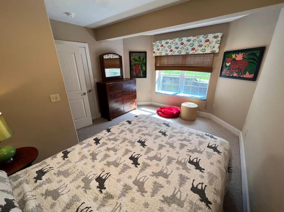 Photo of Bedroom in McHenry