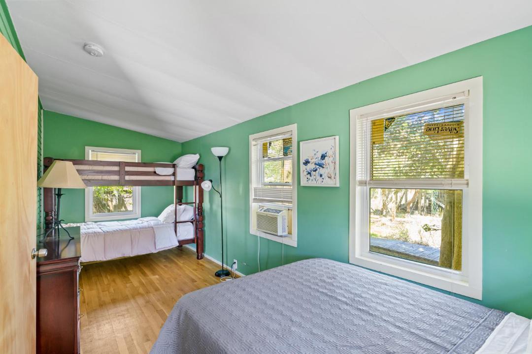 Photo of Bedroom in Ocean Beach