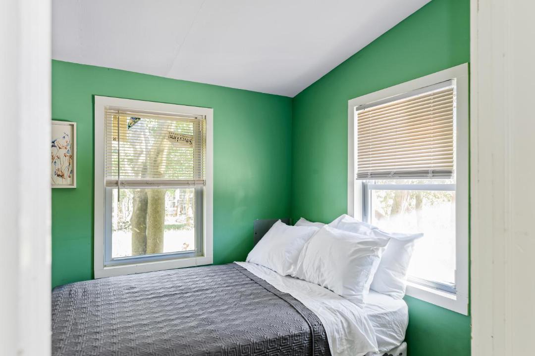 Photo of Bedroom in Ocean Beach