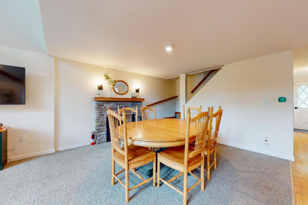 Photo of Livingroom in Birchview by the Saco