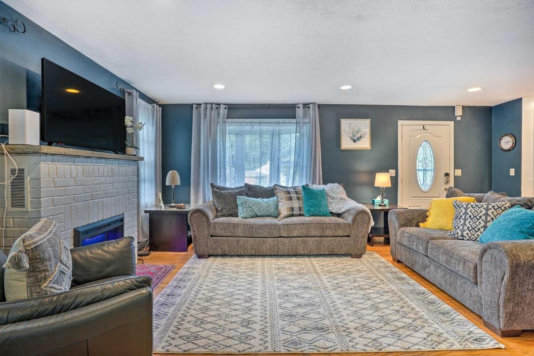 Photo of Livingroom in Eastside