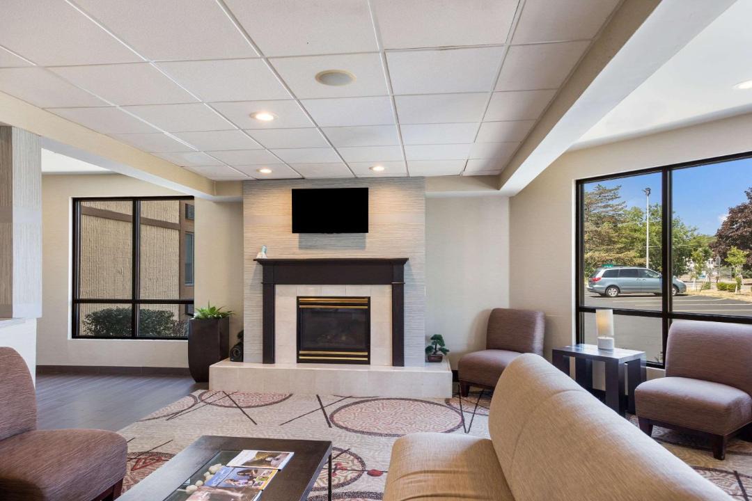 Photo of Livingroom in Colonie