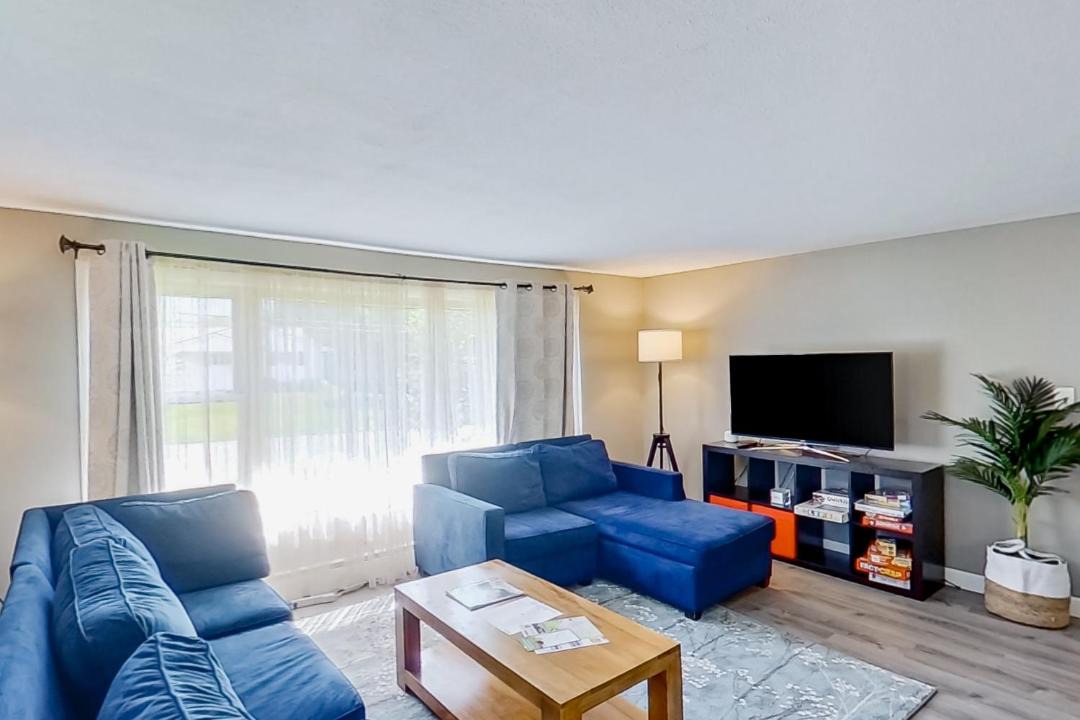 Photo of Livingroom in East Haven  Rutland County