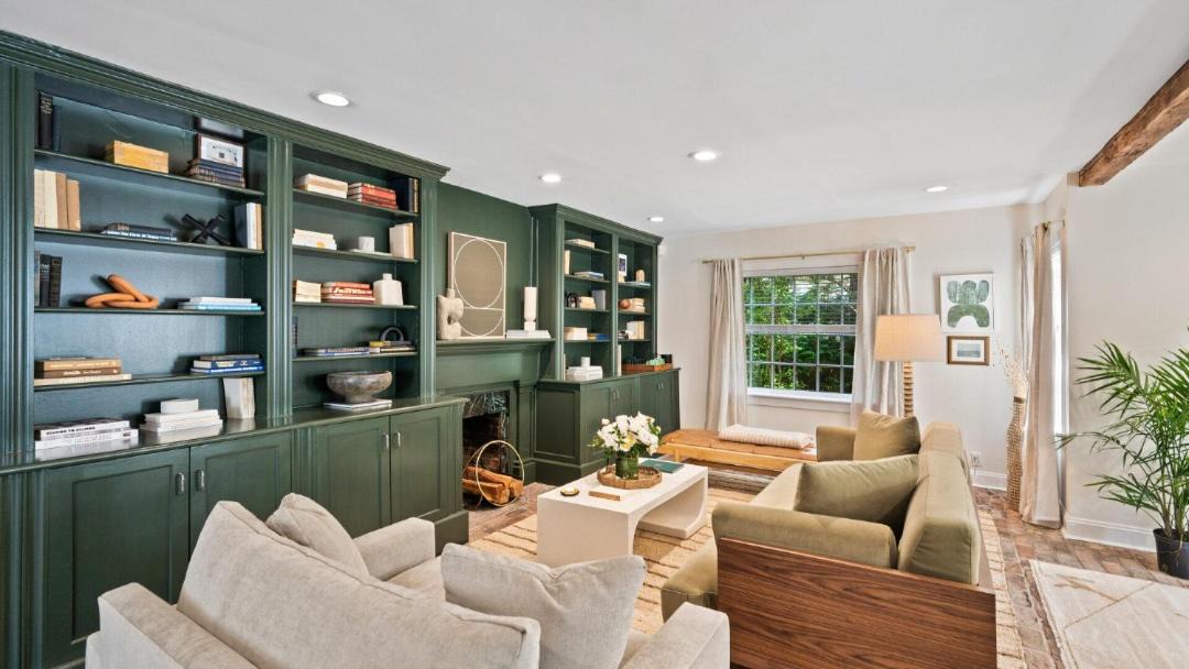 Photo of Livingroom in Southampton