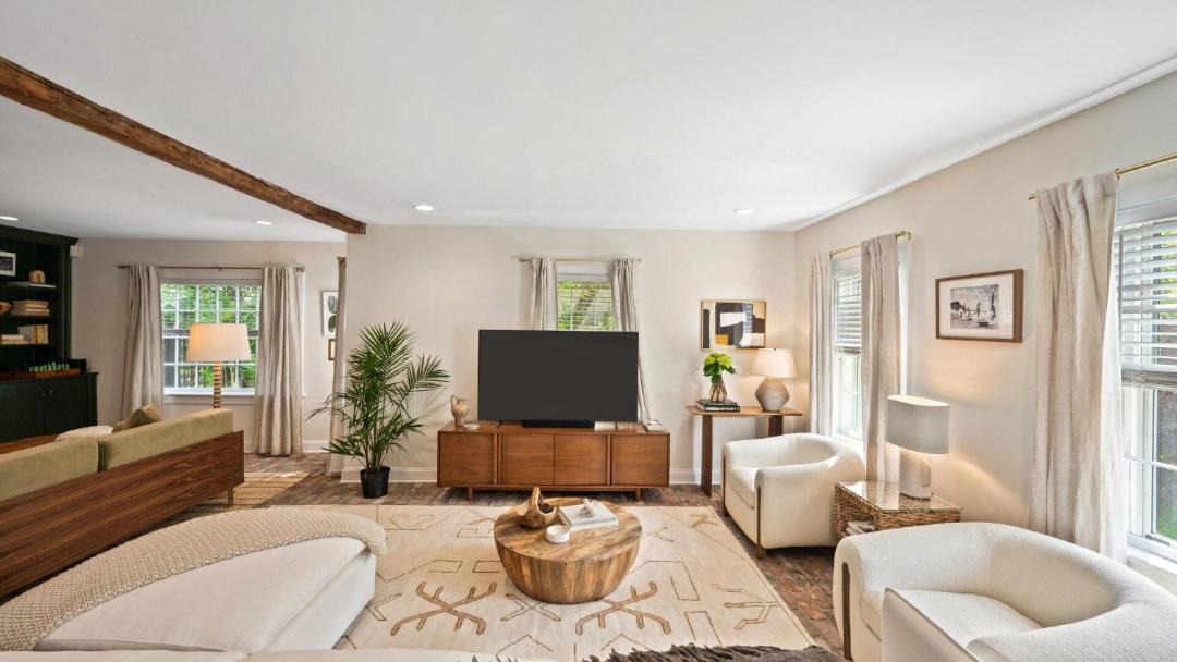 Photo of Livingroom in Southampton
