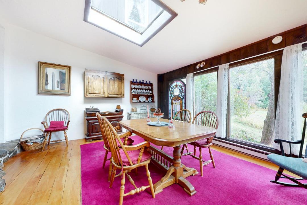 Photo of Livingroom in West Halifax