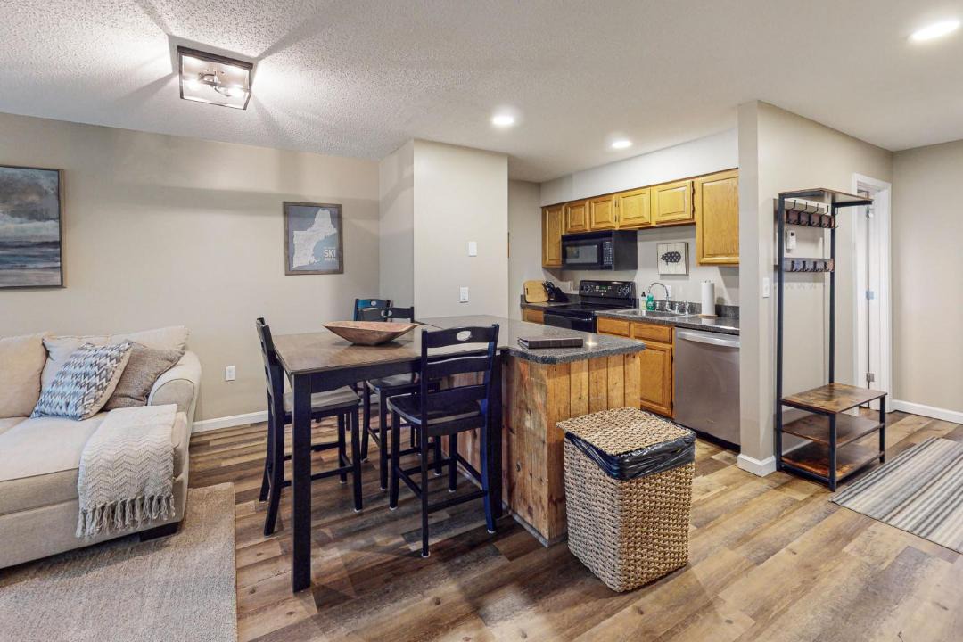 Photo of Livingroom in East Burke