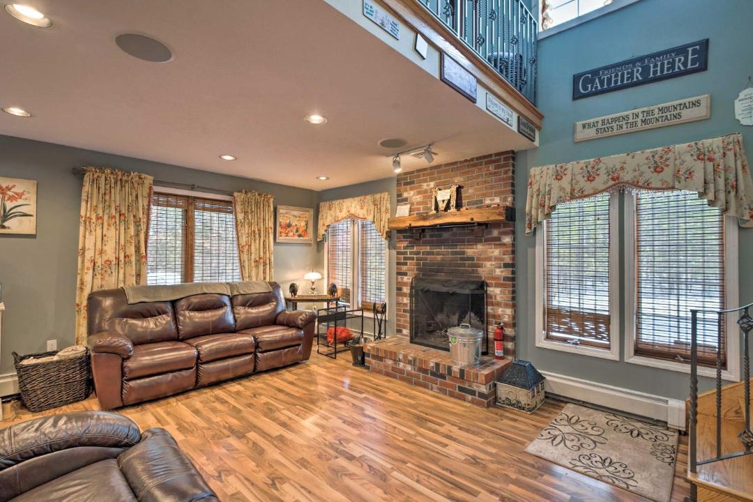 Photo of Livingroom in Blueberry Estates