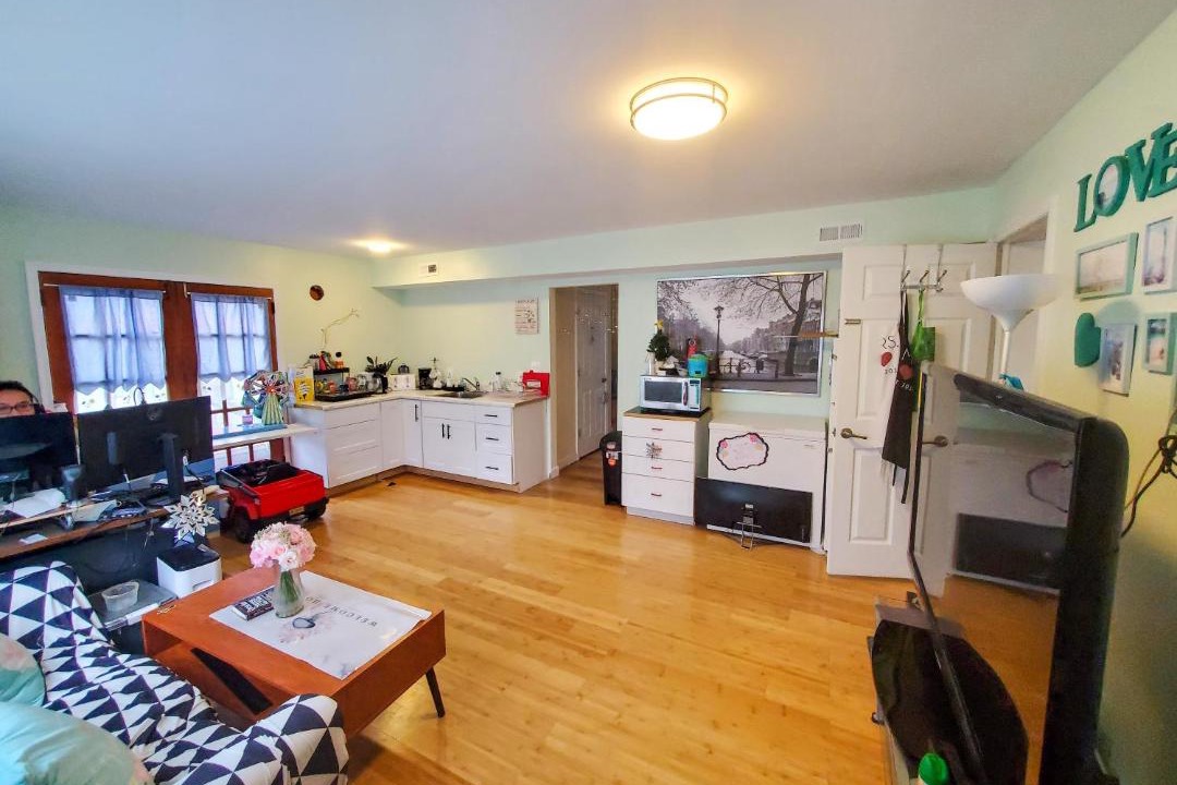 Photo of Livingroom in Rockville