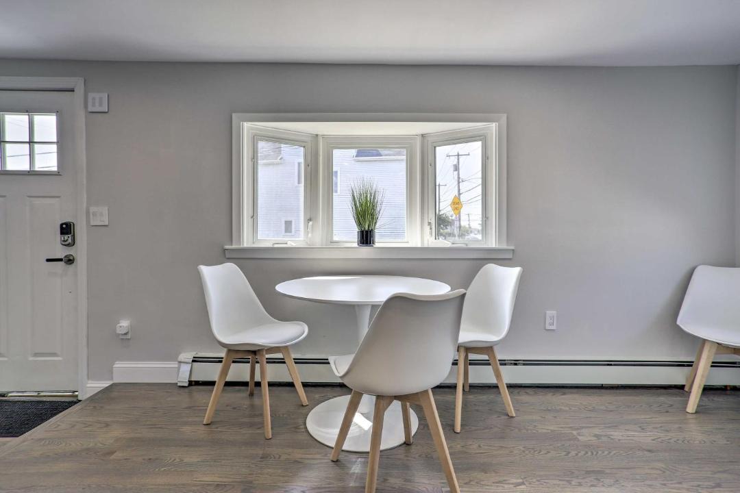 Photo of Livingroom in Bellmore