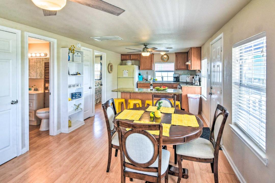 Photo of Livingroom in Surfside Beach