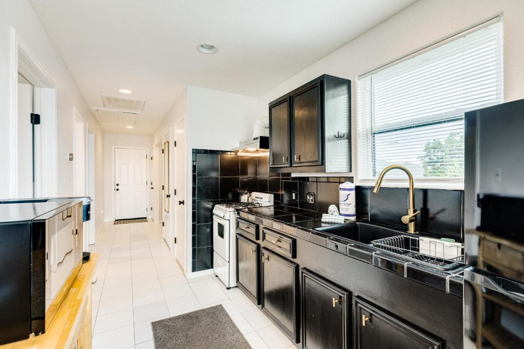 Photo of Kitchen in San Jacinto