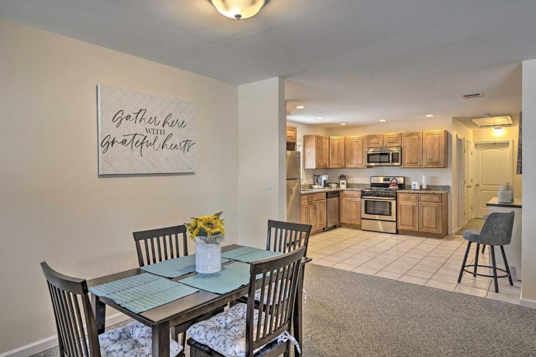 Photo of Livingroom in Glen Cove