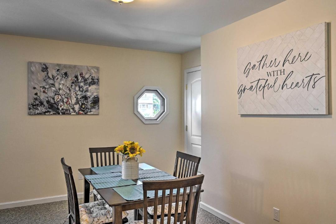 Photo of Livingroom in Glen Cove