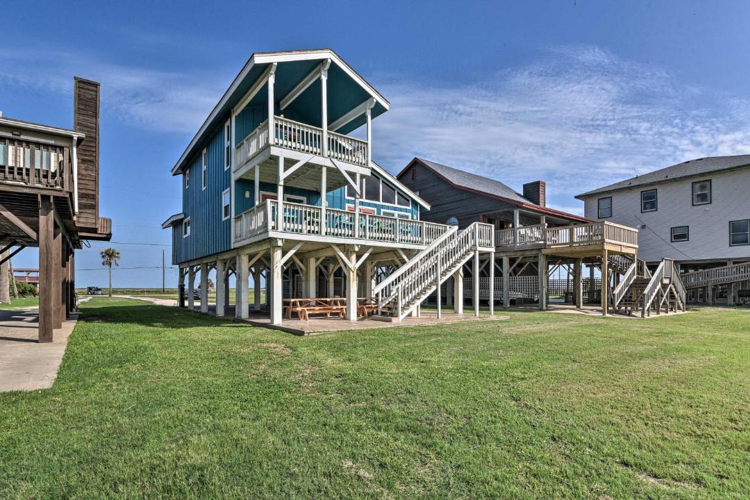 Photo of Buildings in Freeport