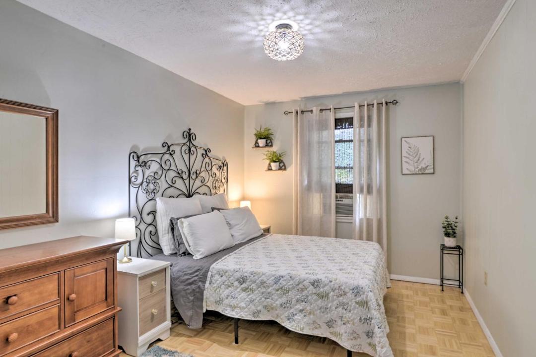 Photo of Bedroom in Morgantown