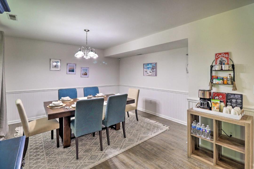 Photo of Livingroom in Tolchester Beach