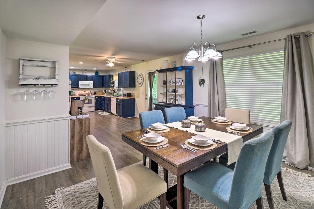Photo of Livingroom in Tolchester Beach