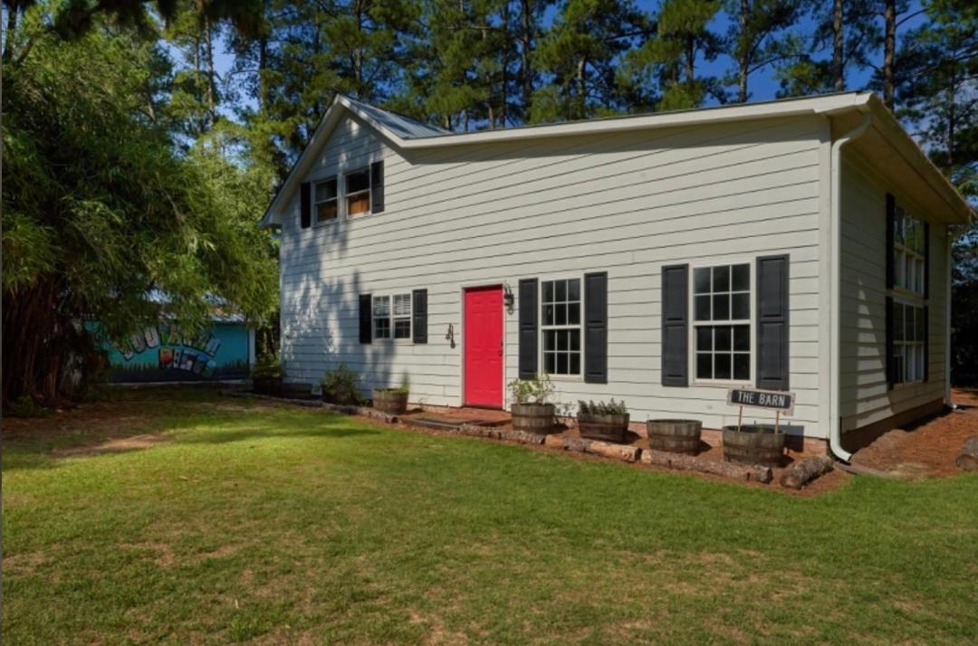 Photo of Buildings in Southern Pines