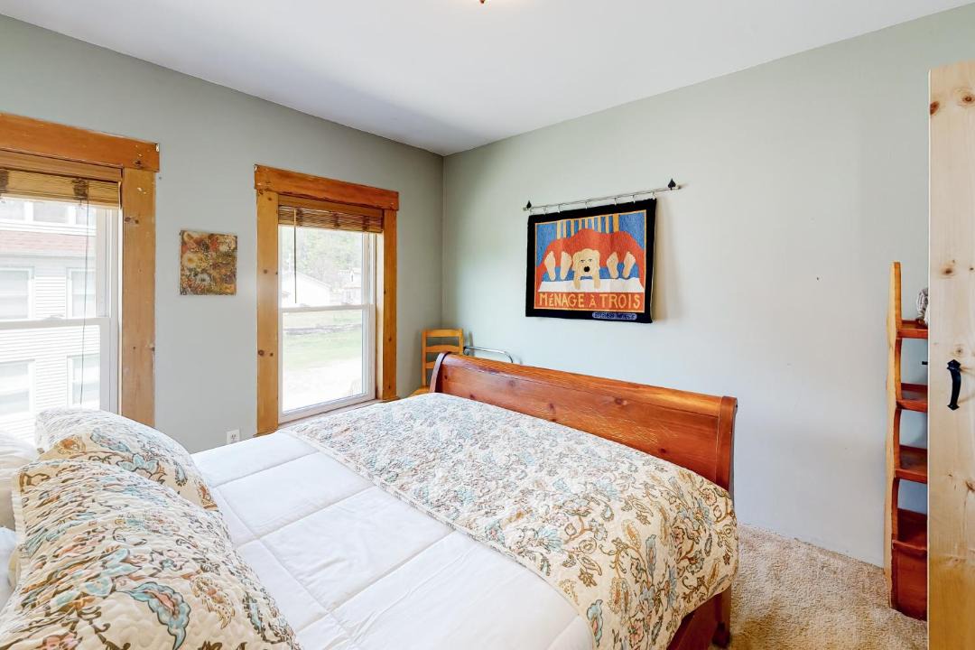 Photo of Bedroom in Proctorsville