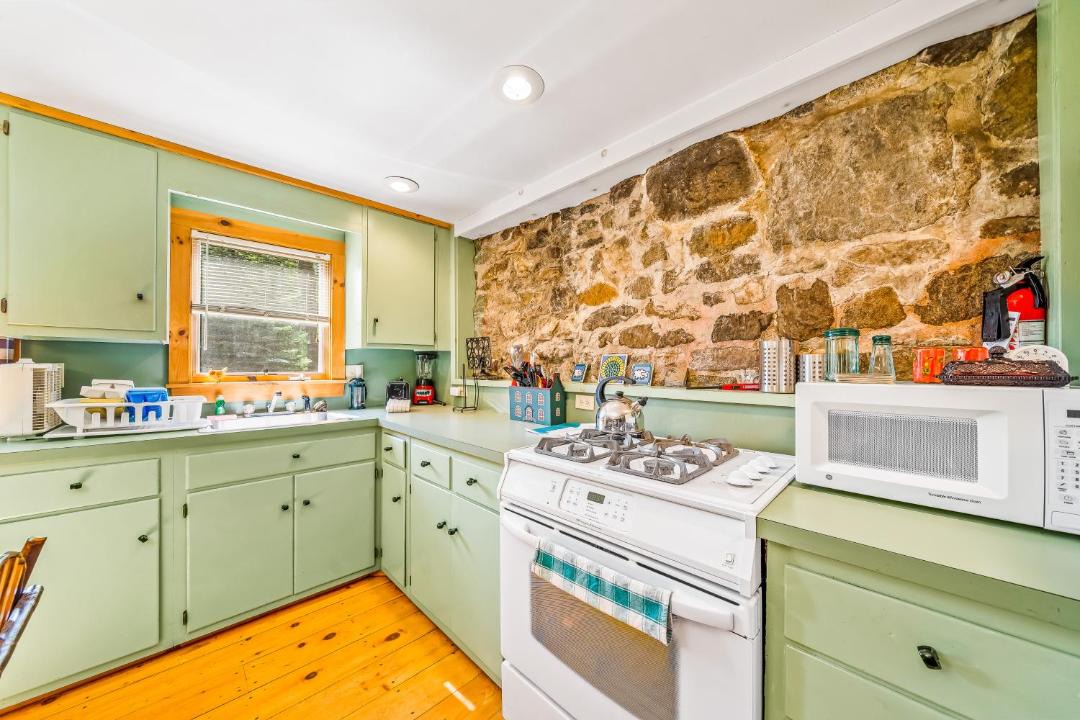 Photo of Kitchen in Schroon Lake