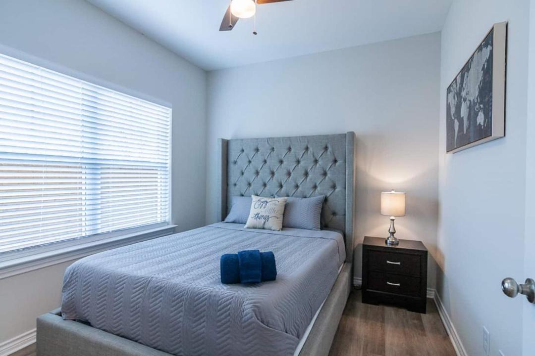 Photo of Bedroom in Foster Place