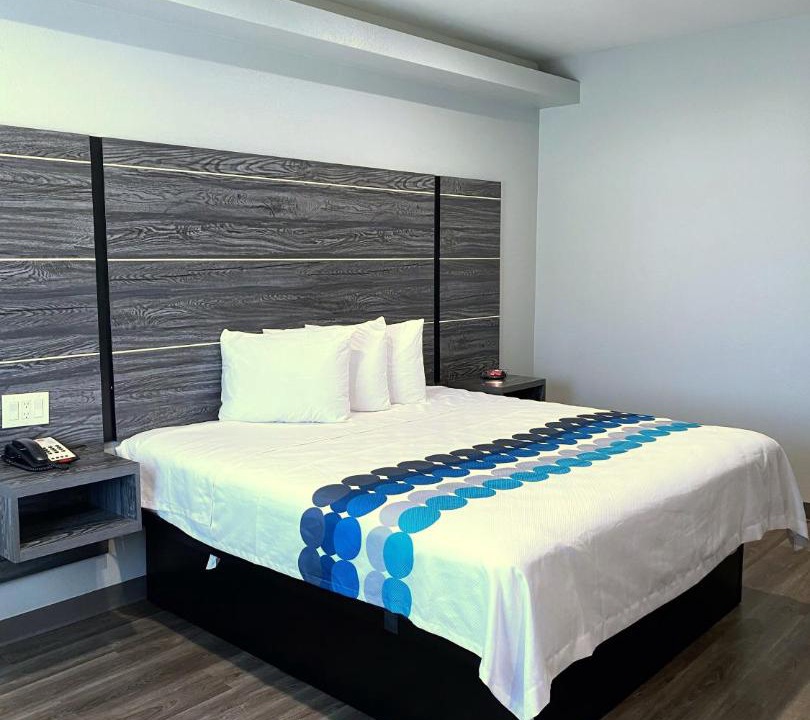 Photo of Bedroom in Iowa Colony