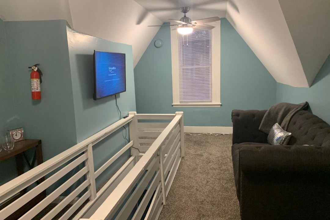 Photo of Livingroom in Cedmont