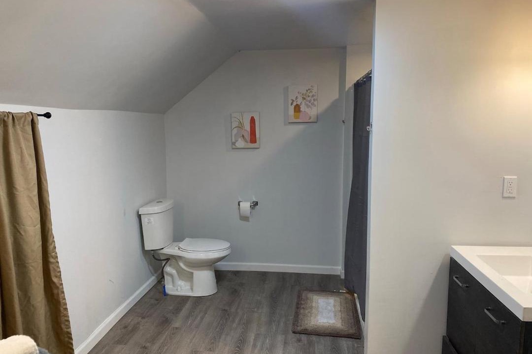 Photo of Bathroom in Niagara Falls