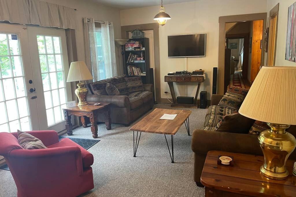 Photo of Livingroom in West Bridgewater