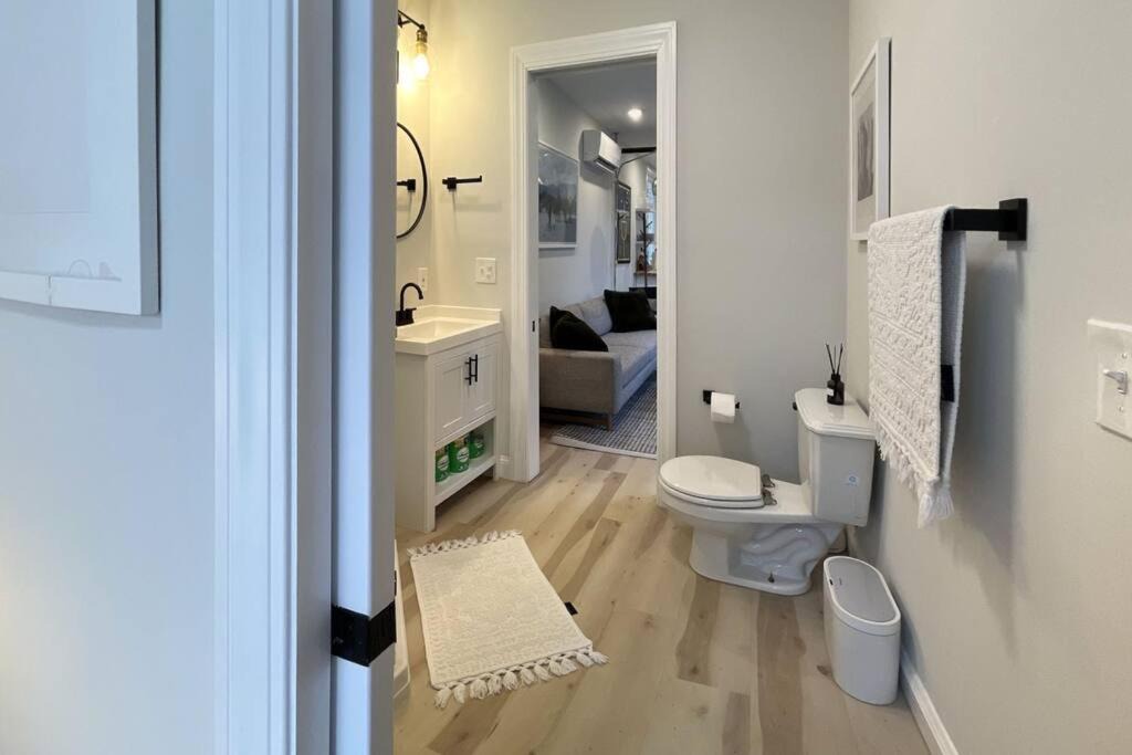 Photo of Bathroom in Hurricane
