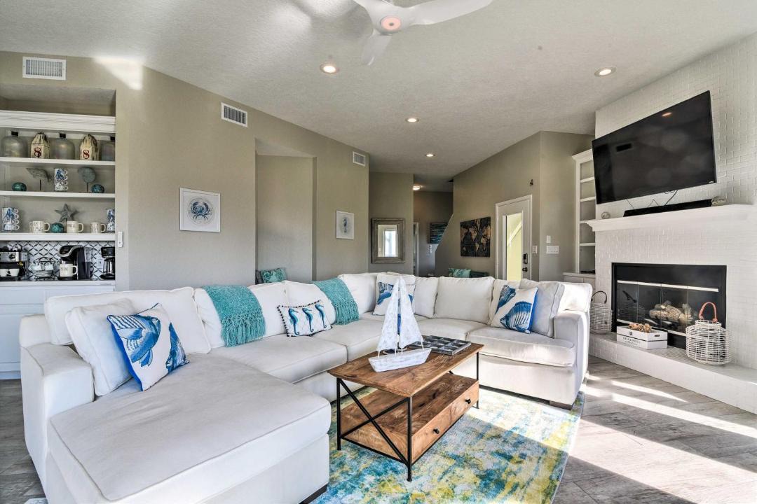 Photo of Others in Kahala Beach Estates