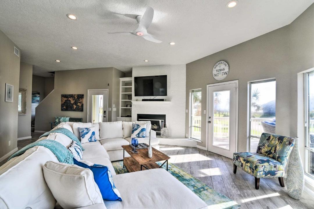 Photo of Others in Kahala Beach Estates