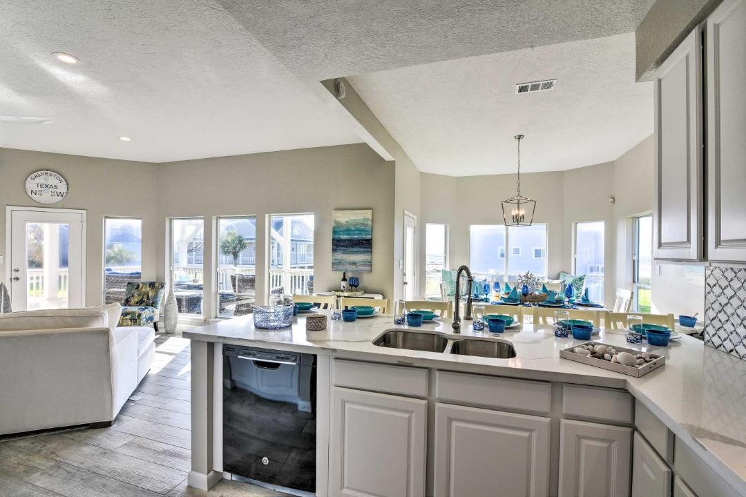 Photo of Kitchen in Kahala Beach Estates