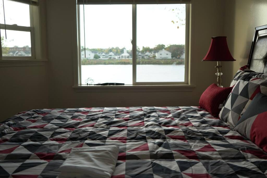 Photo of Bedroom in Newtonville