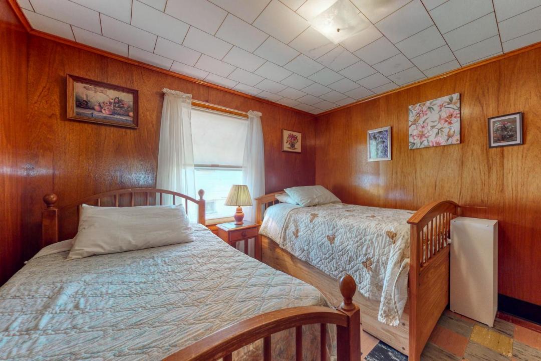 Photo of Bedroom in Seabrook