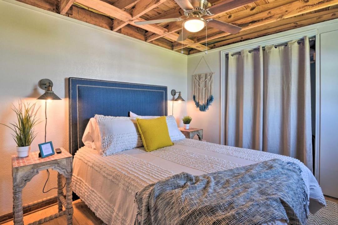 Photo of Bedroom in Surfside Beach