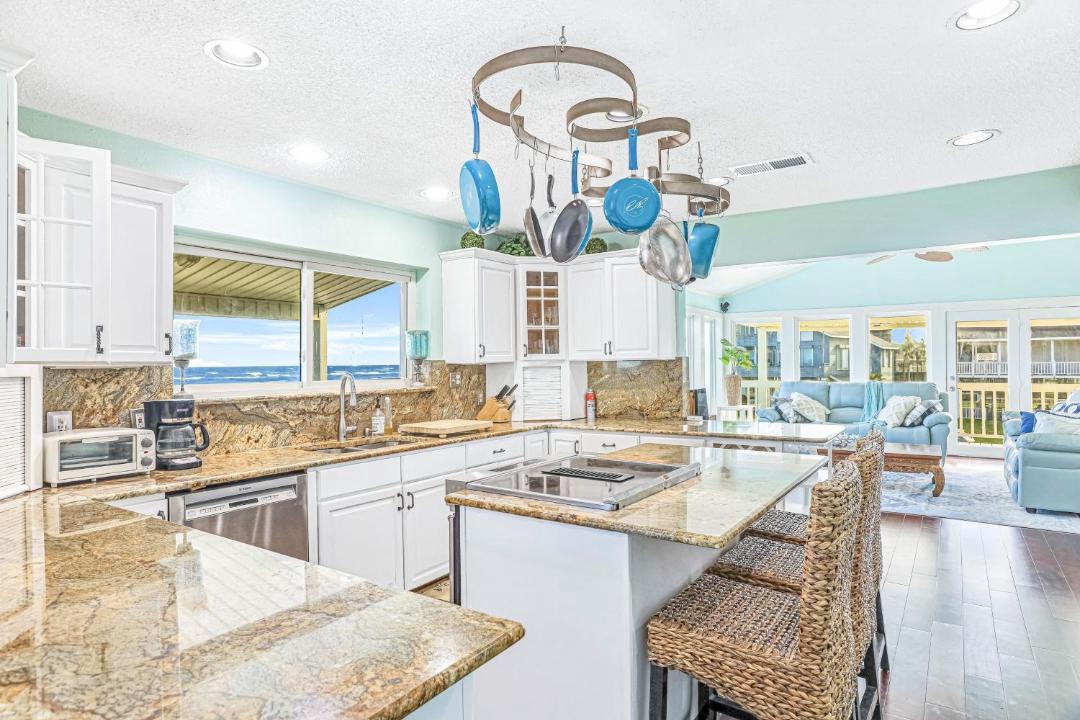 Photo of Kitchen in Pirates Beach