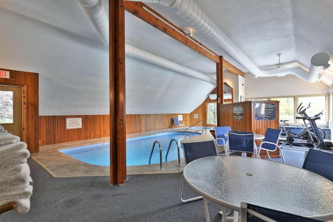 Photo of Livingroom in Central Vermont- Killington