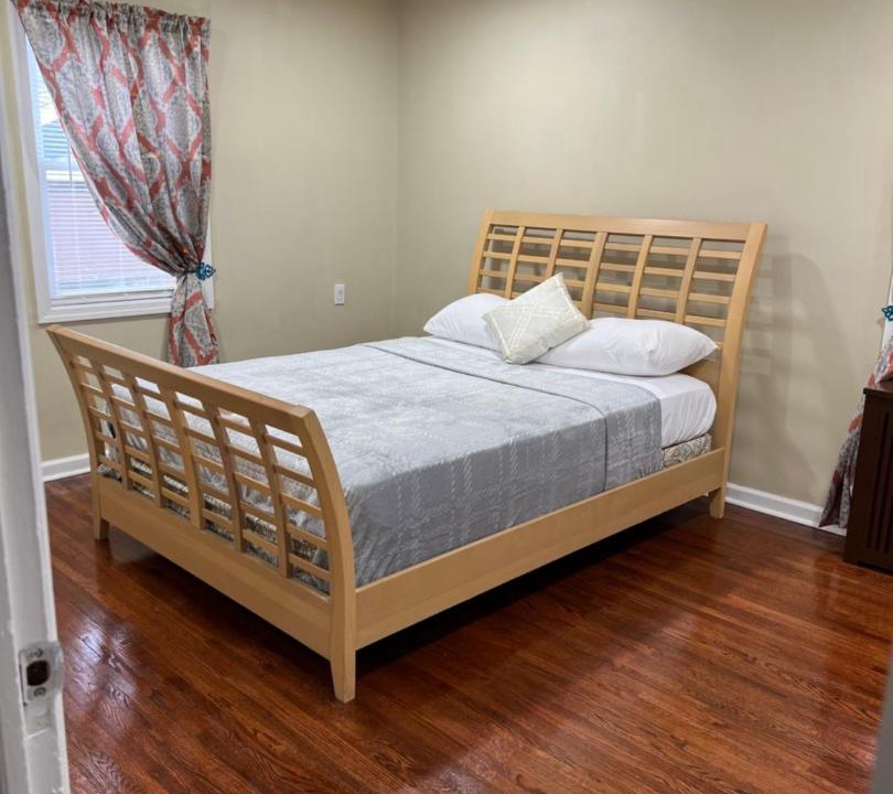Photo of Bedroom in Elmont