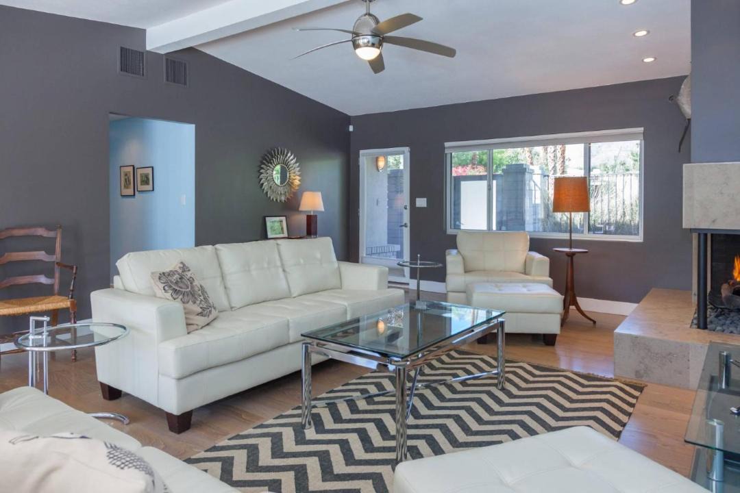 Photo of Livingroom in Deepwell Estates