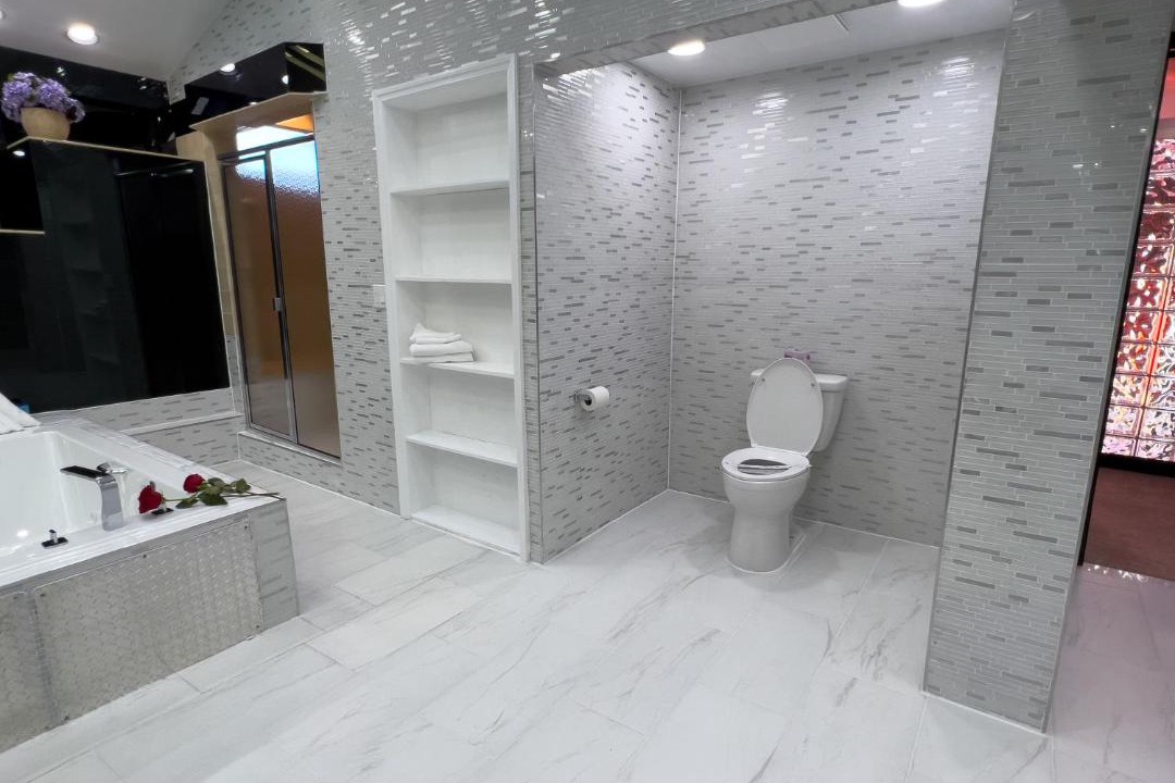 Photo of Bathroom in East Farmingdale