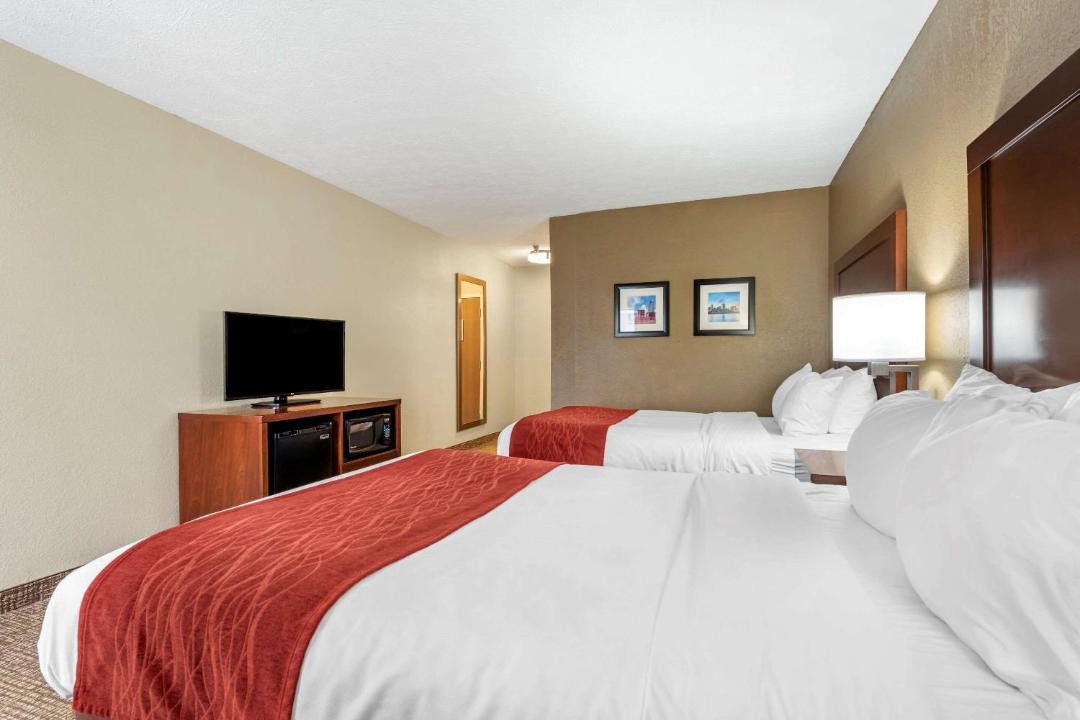 Photo of Bedroom in Roselawn Finance