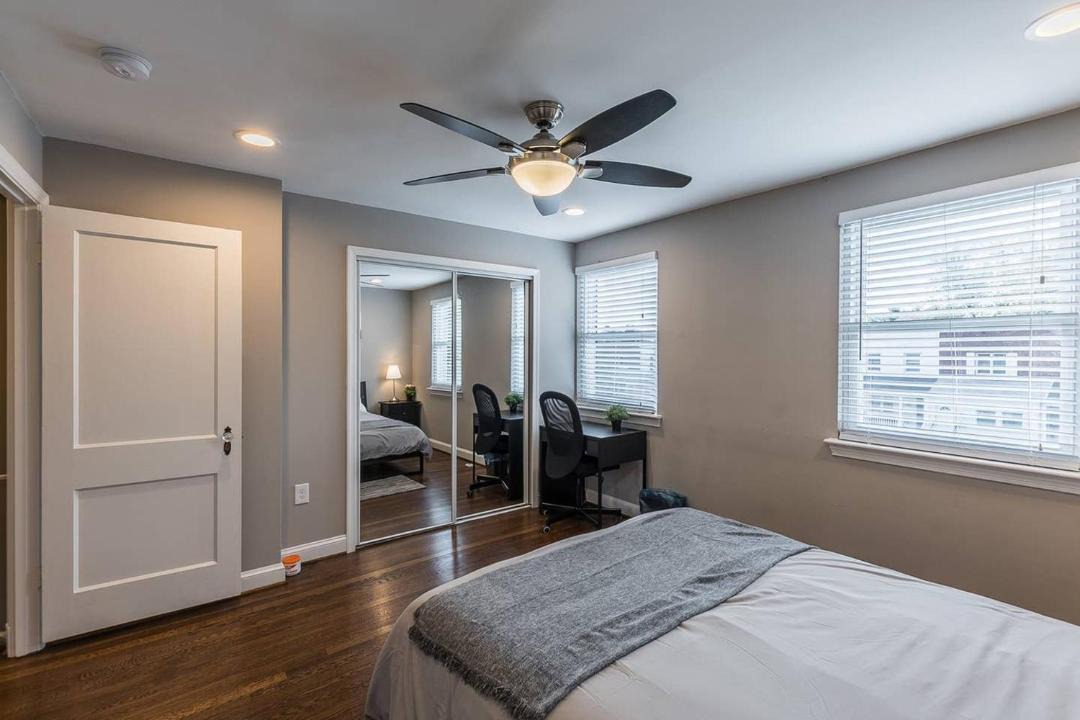 Photo of Bedroom in Potomac West